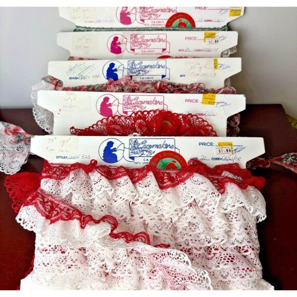 Vintage Christmas Ruffle Lace Trim Festive Patterns Lot of 5 Unknown Quantity - Picture 1 of 6
